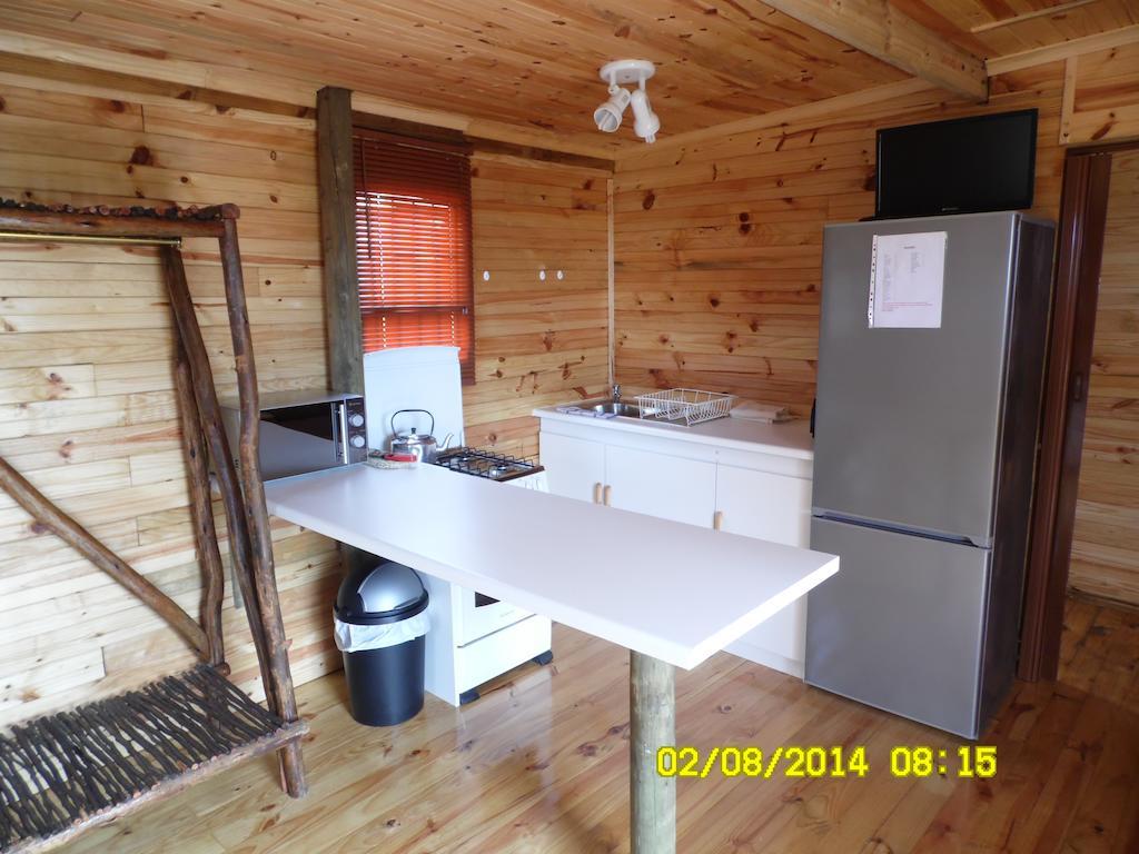 Отель The Hexagon Wildlife Conservation Uitenhage Номер фото