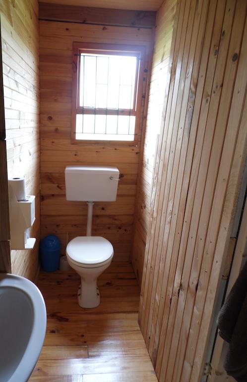 Отель The Hexagon Wildlife Conservation Uitenhage Номер фото