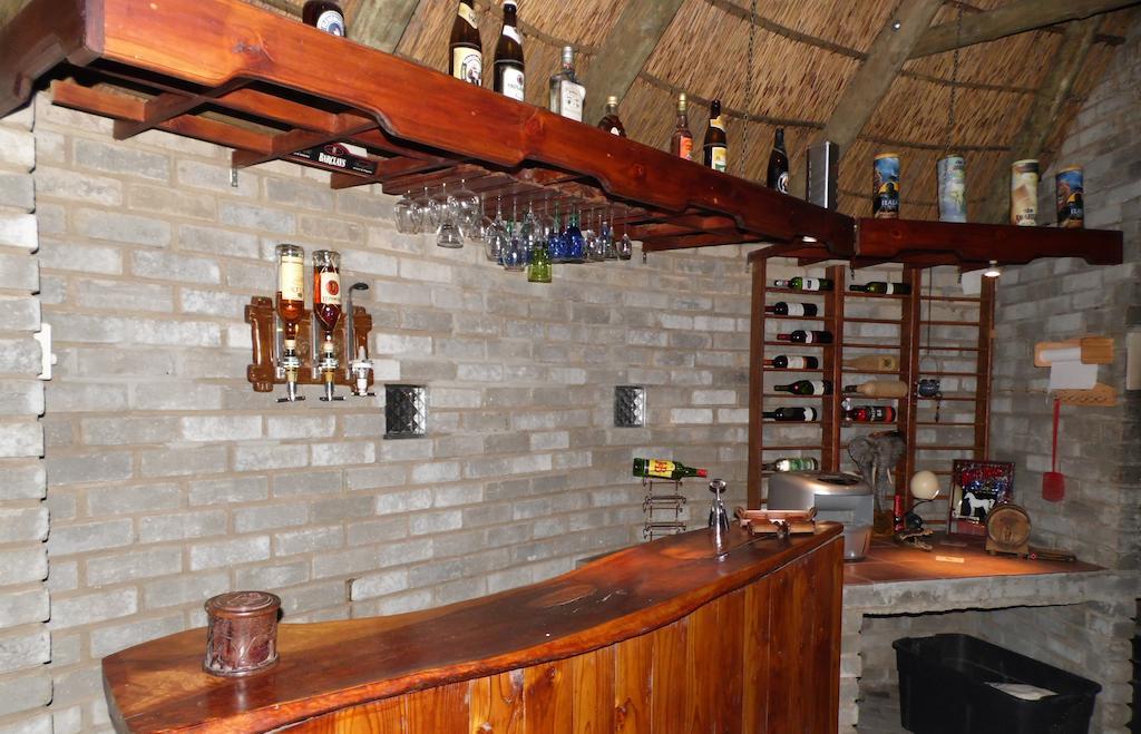 Отель The Hexagon Wildlife Conservation Uitenhage Экстерьер фото
